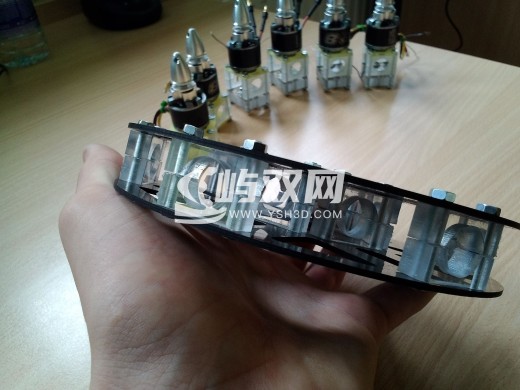 六芯碳纤维直升机缩略图