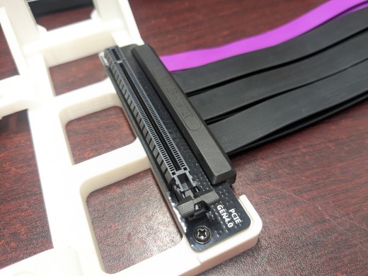 酷冷至尊 PCIe 4.0 x1缩略图