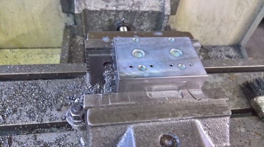 njection-mold-40缩略图