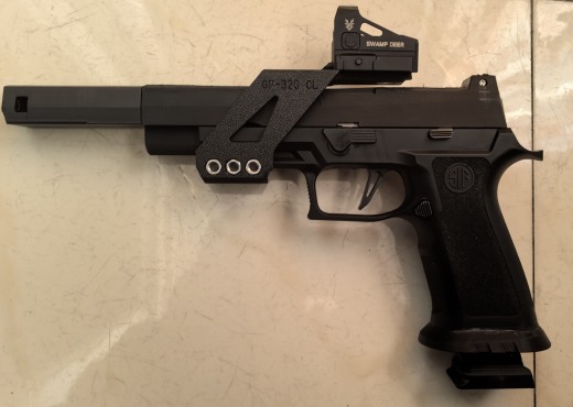 VFC P320 IPSC 包括滑套、枪管、制动器和瞄准镜安装座。四种不同款式供 X5 和 M17 使用。缩略图