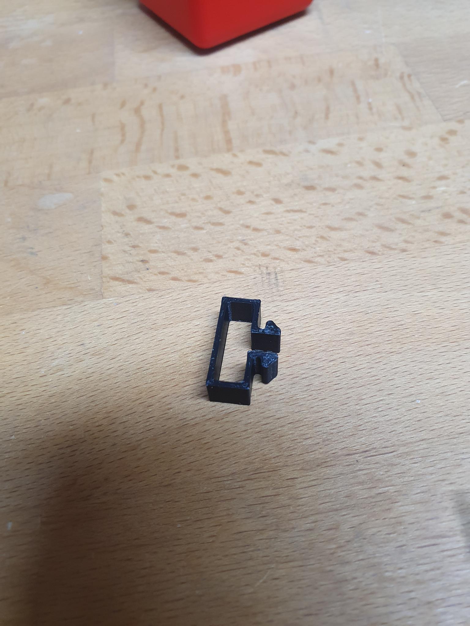 物品规范配置文件的电缆夹