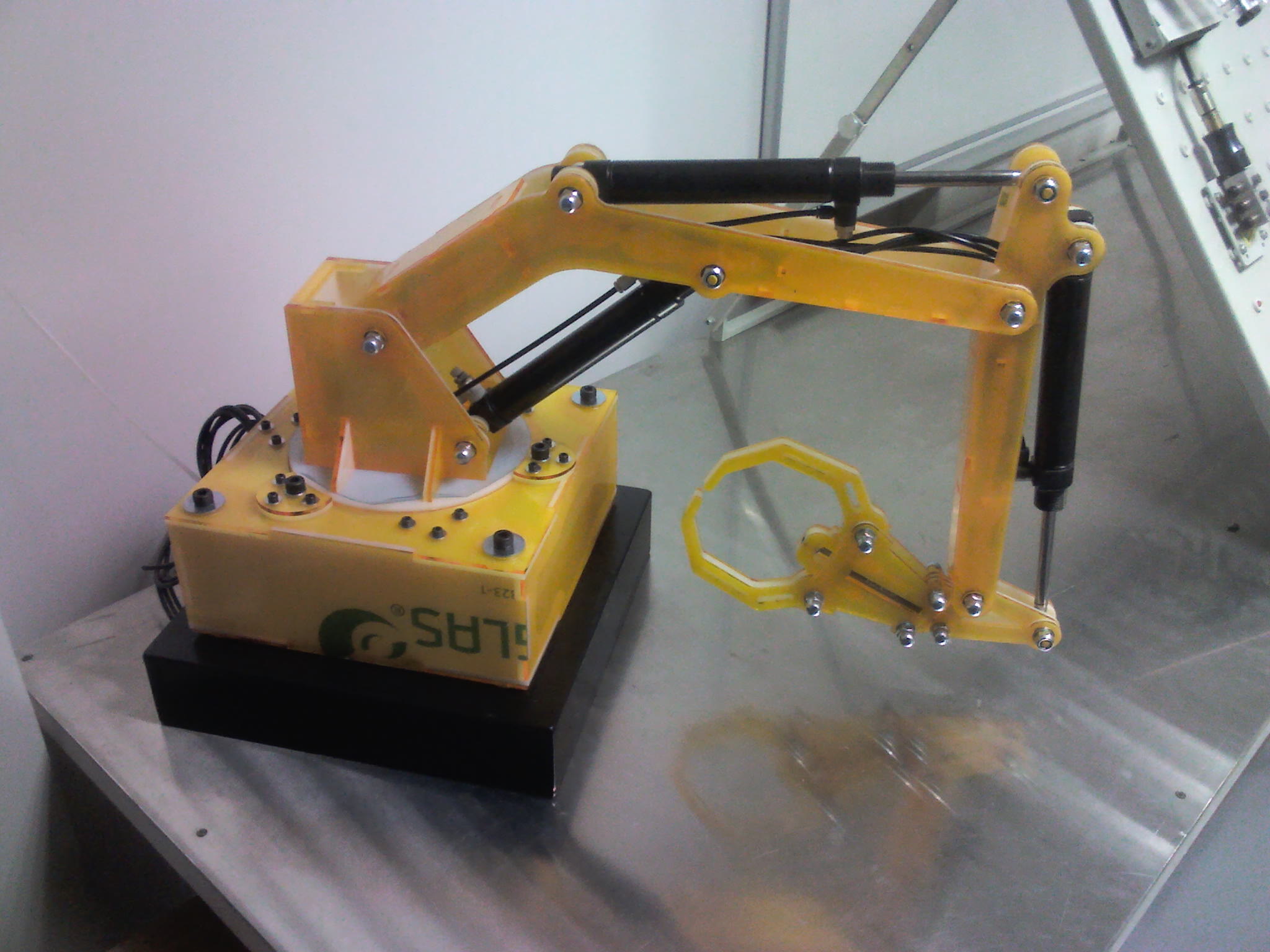 挖掘机抓斗伸缩臂玩具