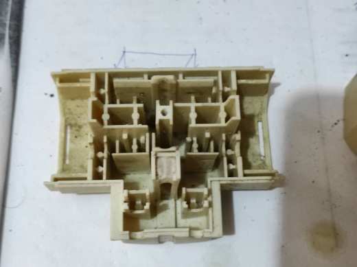 三通插头适配器缩略图