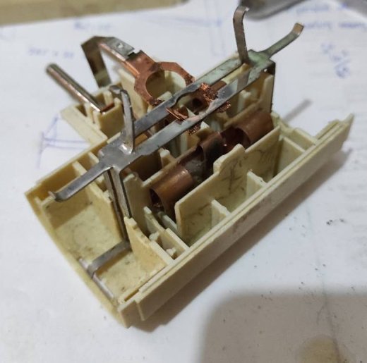 三通插头适配器缩略图