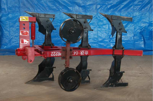 翻转犁(sw13+说明书+cad)缩略图