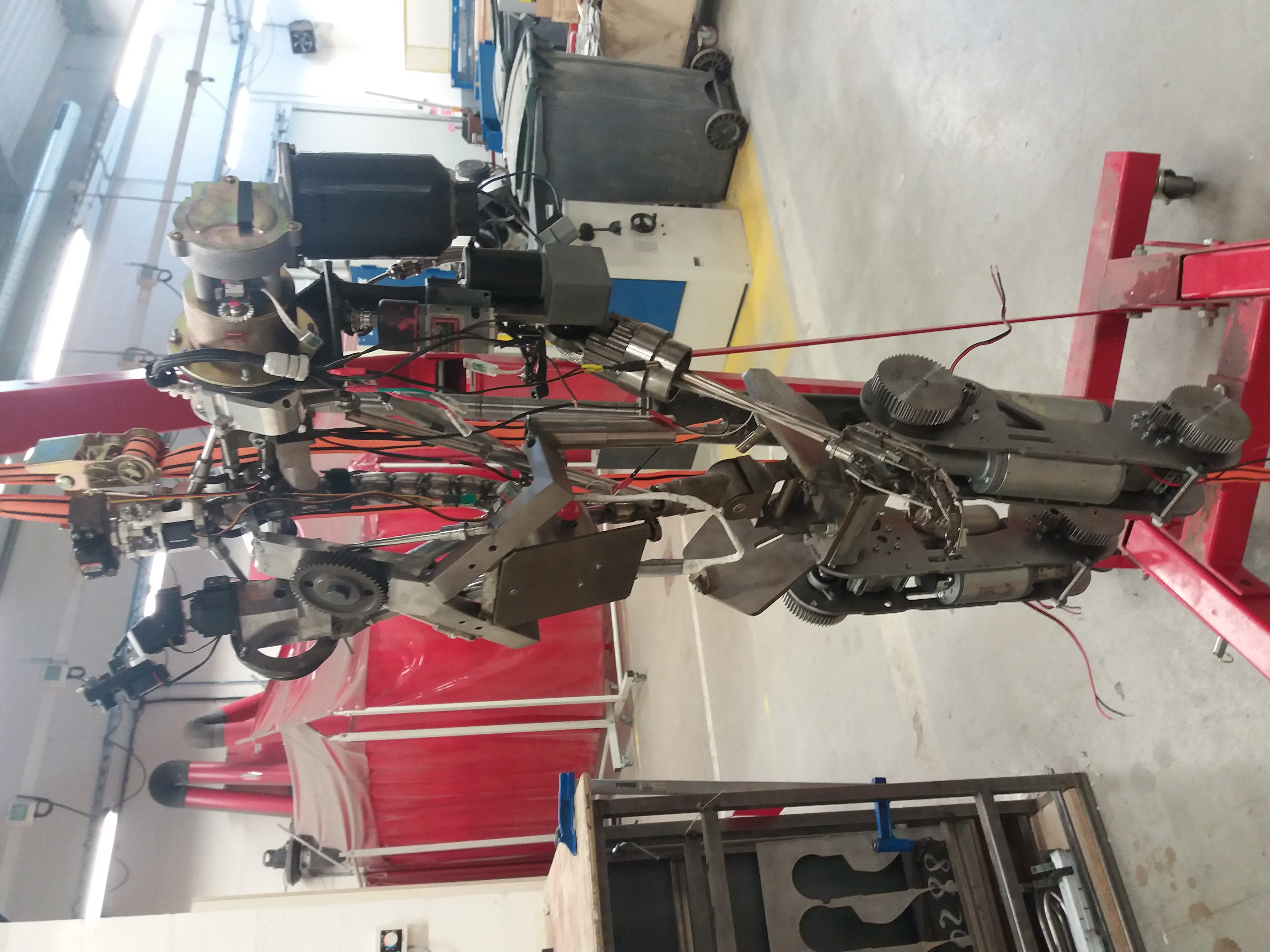 Stinger人形机器人机械腿结构3D图纸 STEP格式