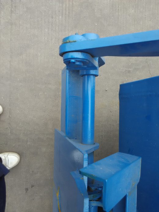 压缩垃圾车设计+仿真视频缩略图