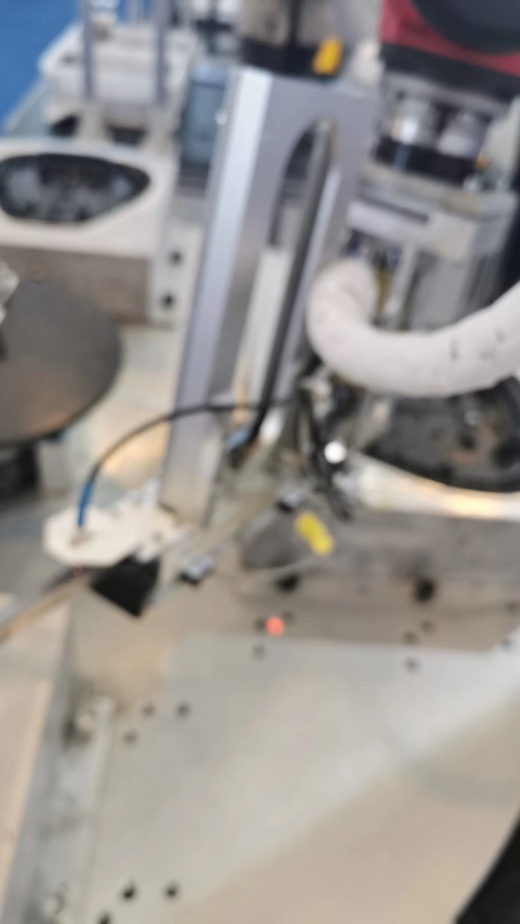 电动车鞍座打钉机缩略图