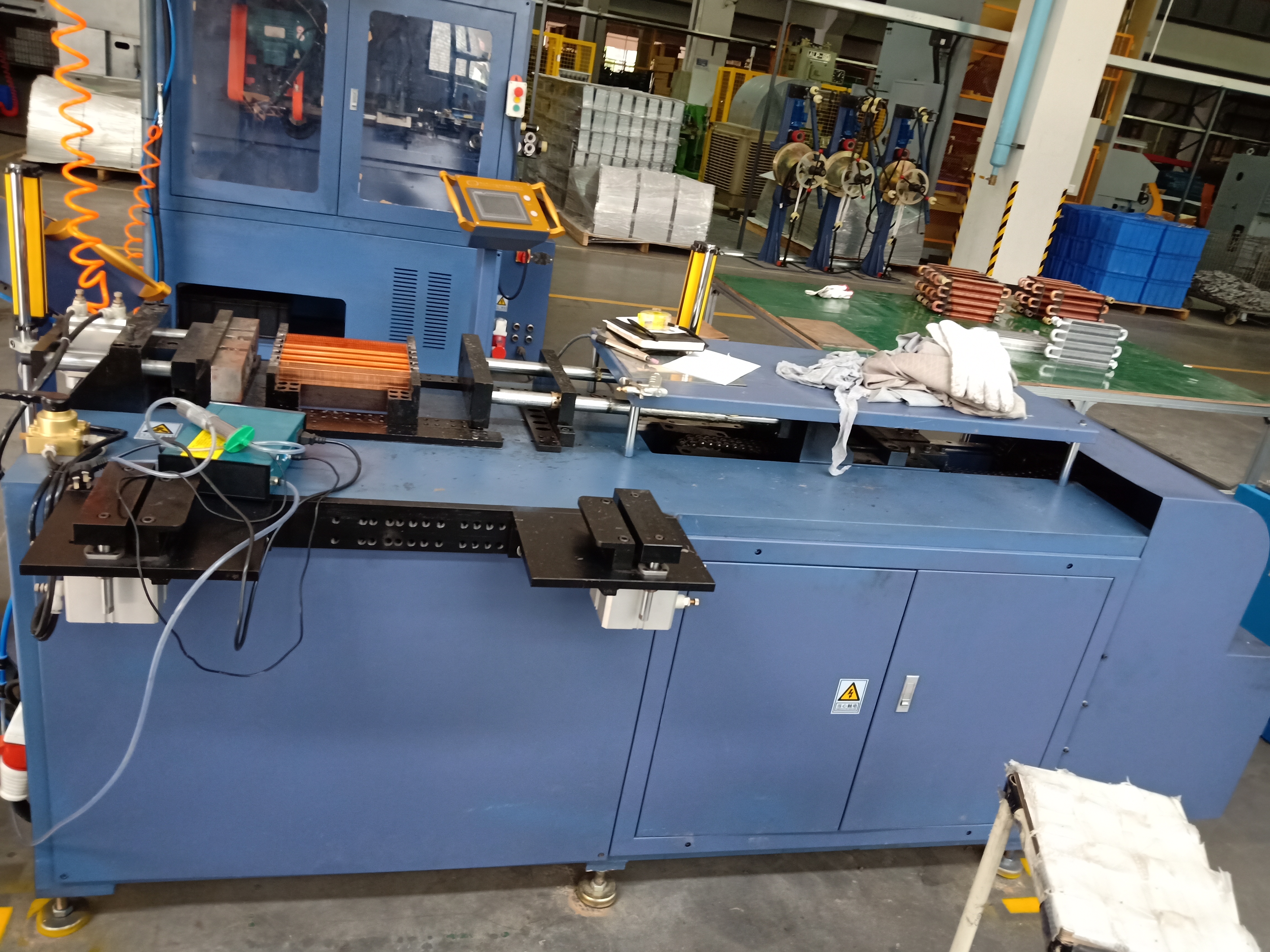 230主换热器接头预装工装