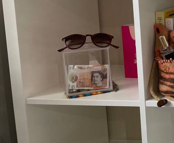 “亚克力存钱罐盒 – 激光切割