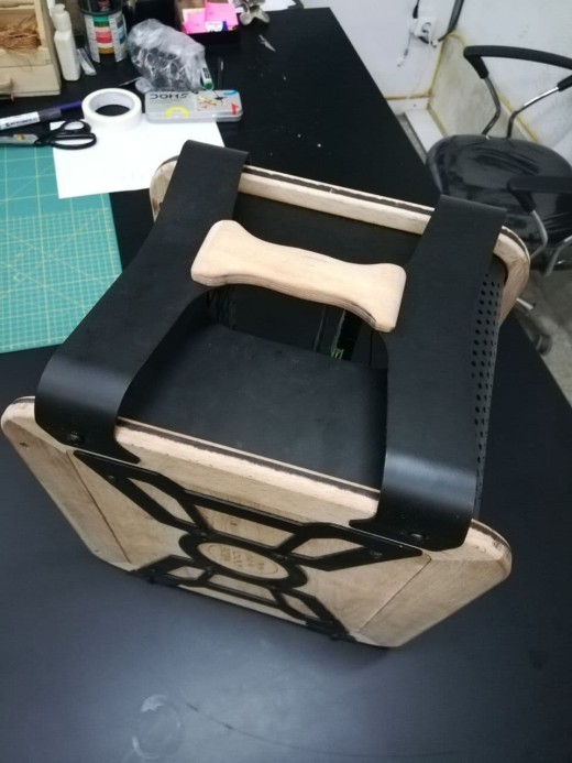 电脑机箱2缩略图