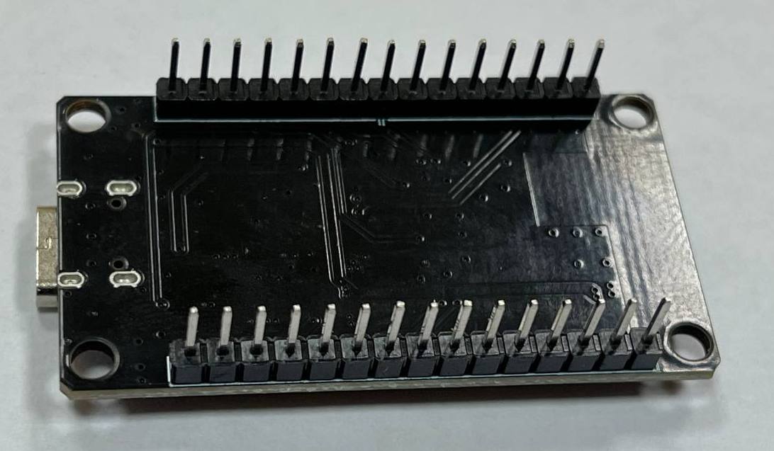 USB型连接器