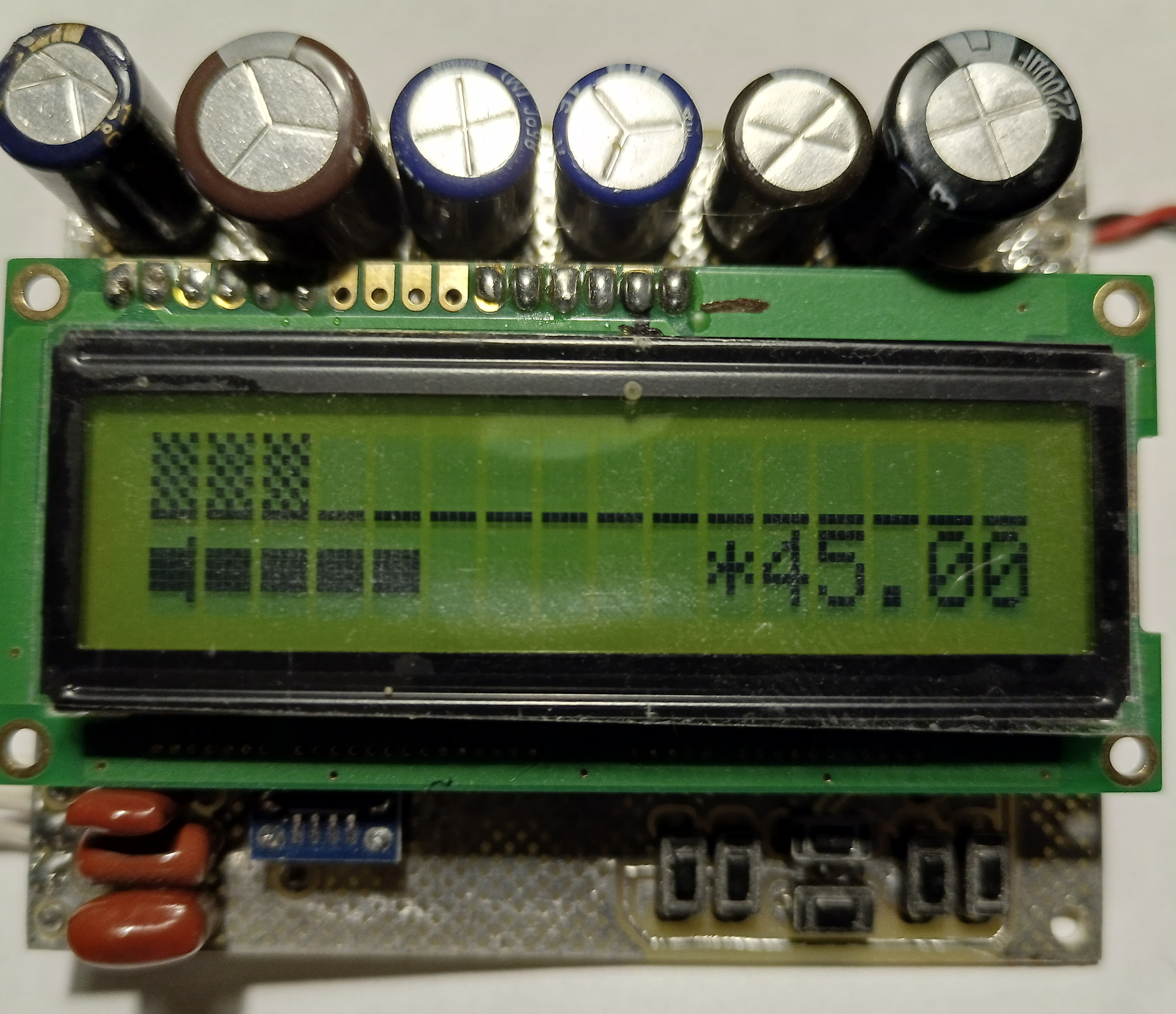 ATMEGA32上的金属探测器