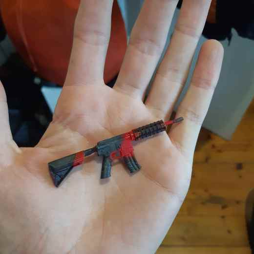 M4A4冲锋枪缩略图