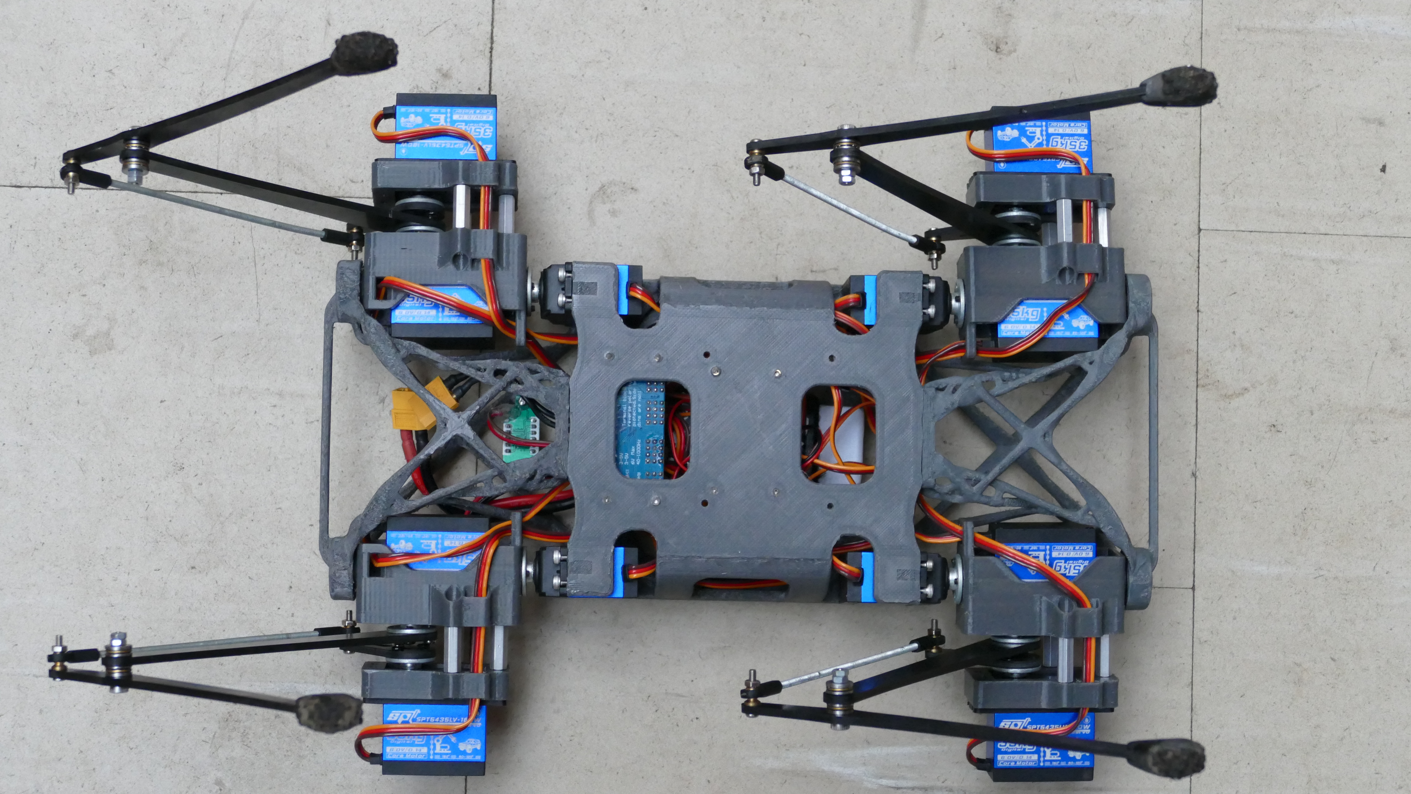 walking-quadruped-robot-diy-1.snapshot.17