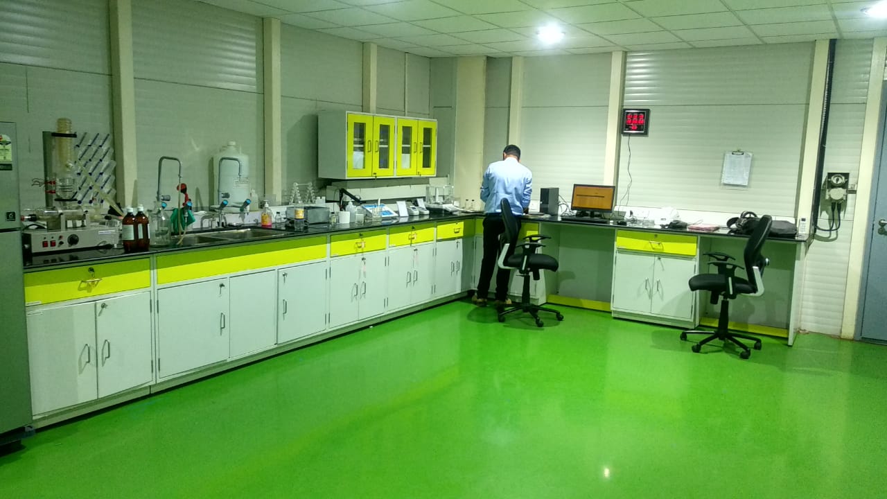 实验室家具橱柜一抽屉两扇百叶窗