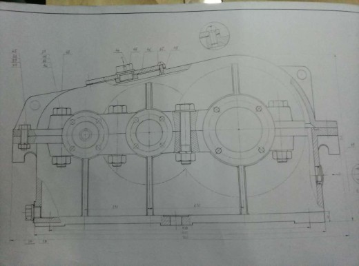 斜齿二级减速器三维建模缩略图