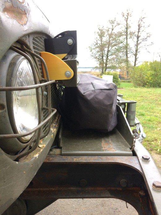 Unimog 404电动绞盘组件2，带LED条形灯缩略图