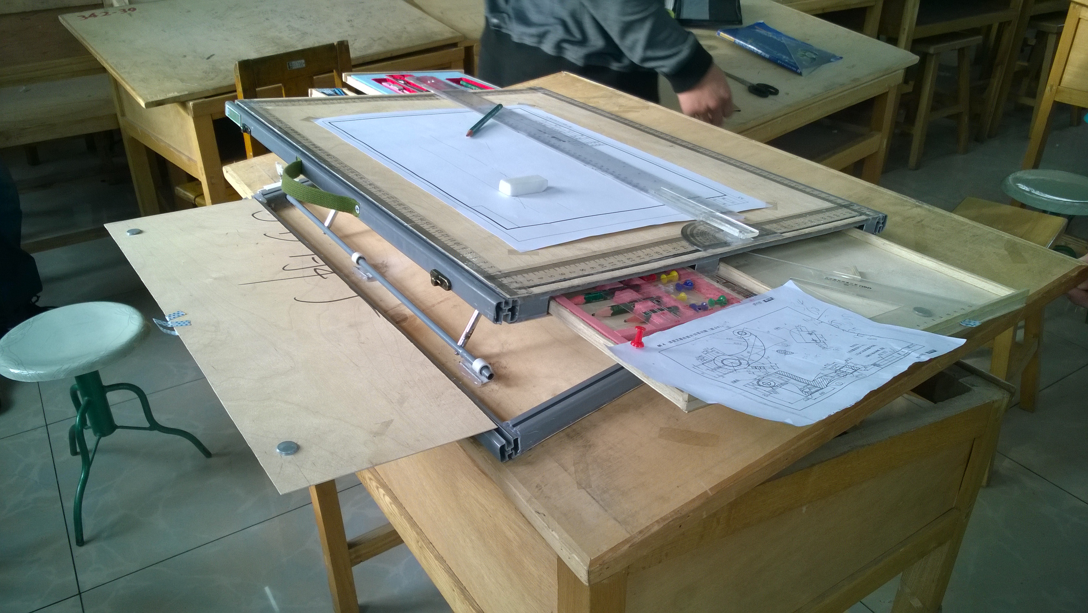 多功能可折叠画图板（cero+CAD+说明书）