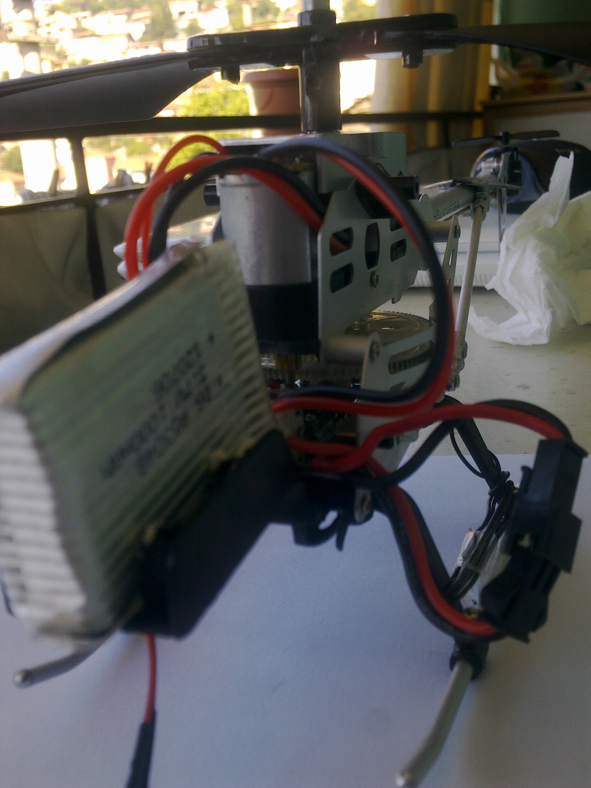 A2004807-遥控直升机