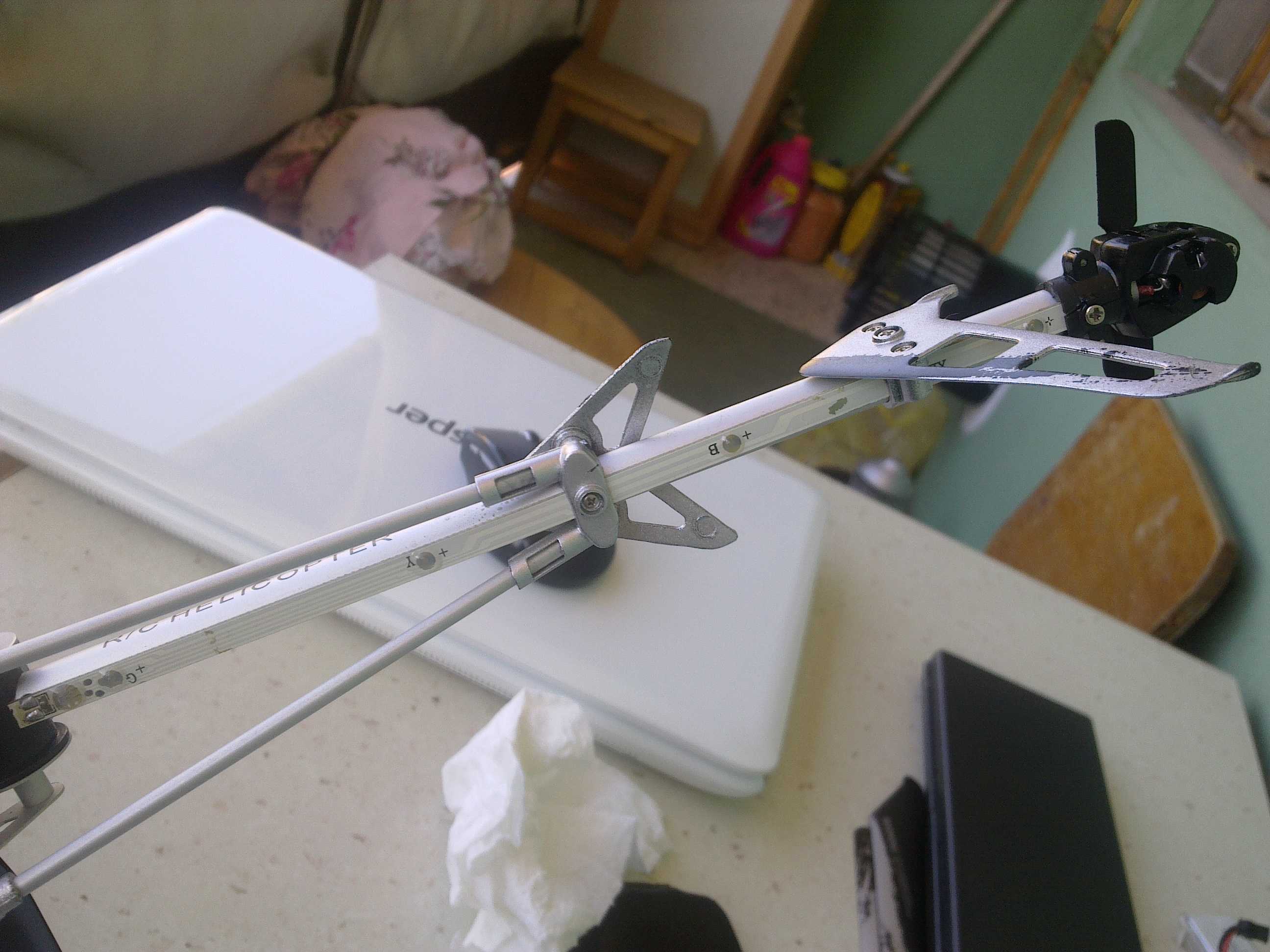 A2004807-遥控直升机