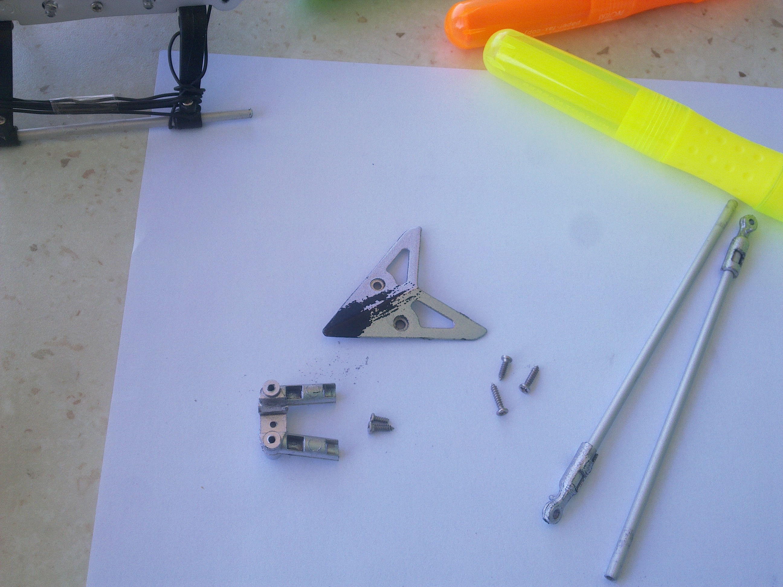 A2004807-遥控直升机