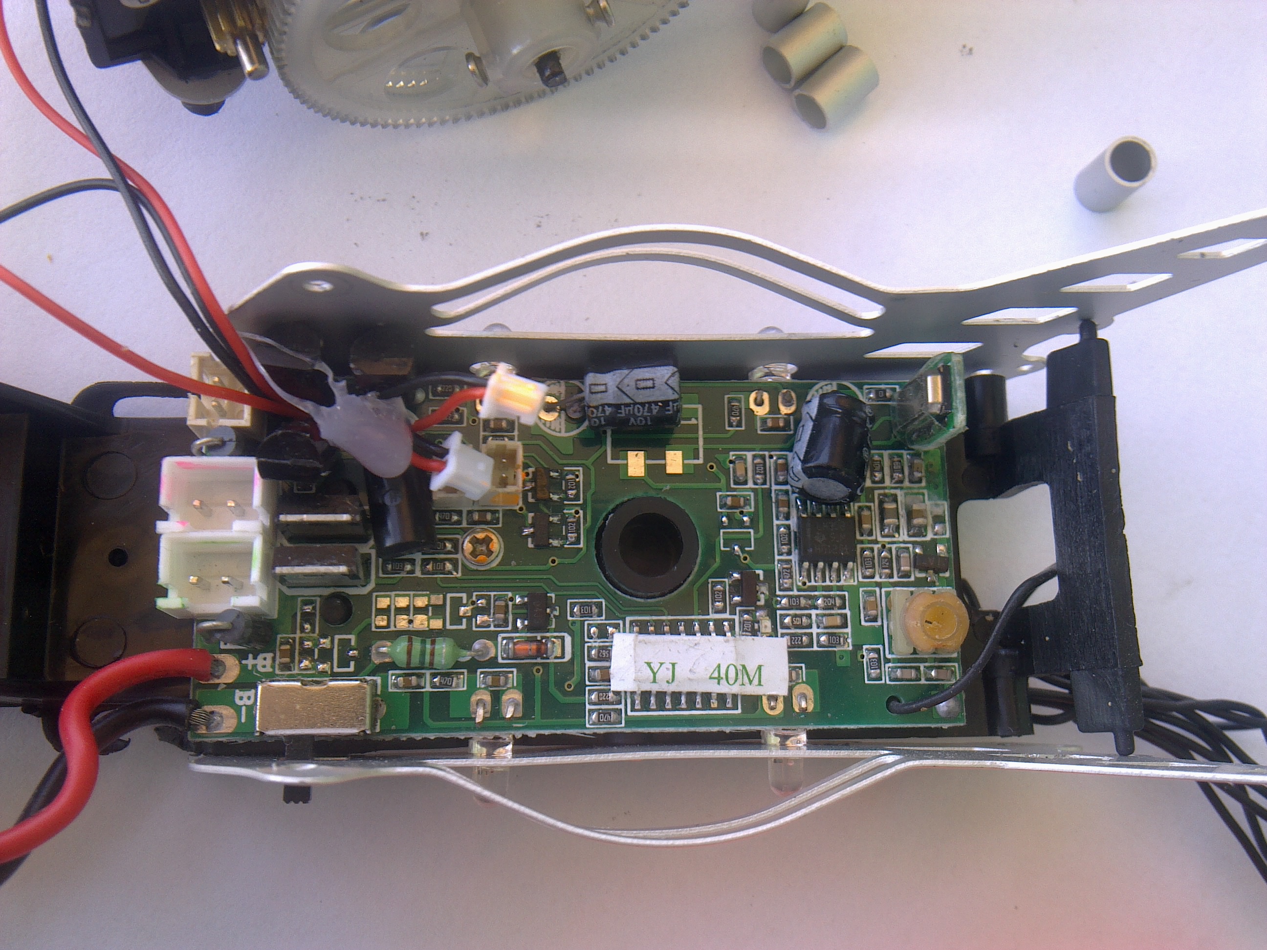 A2004807-遥控直升机