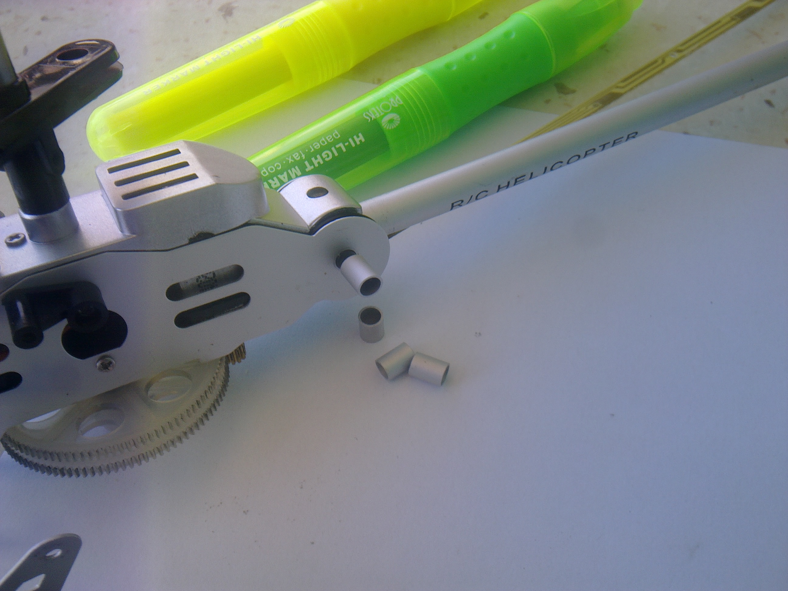 A2004807-遥控直升机