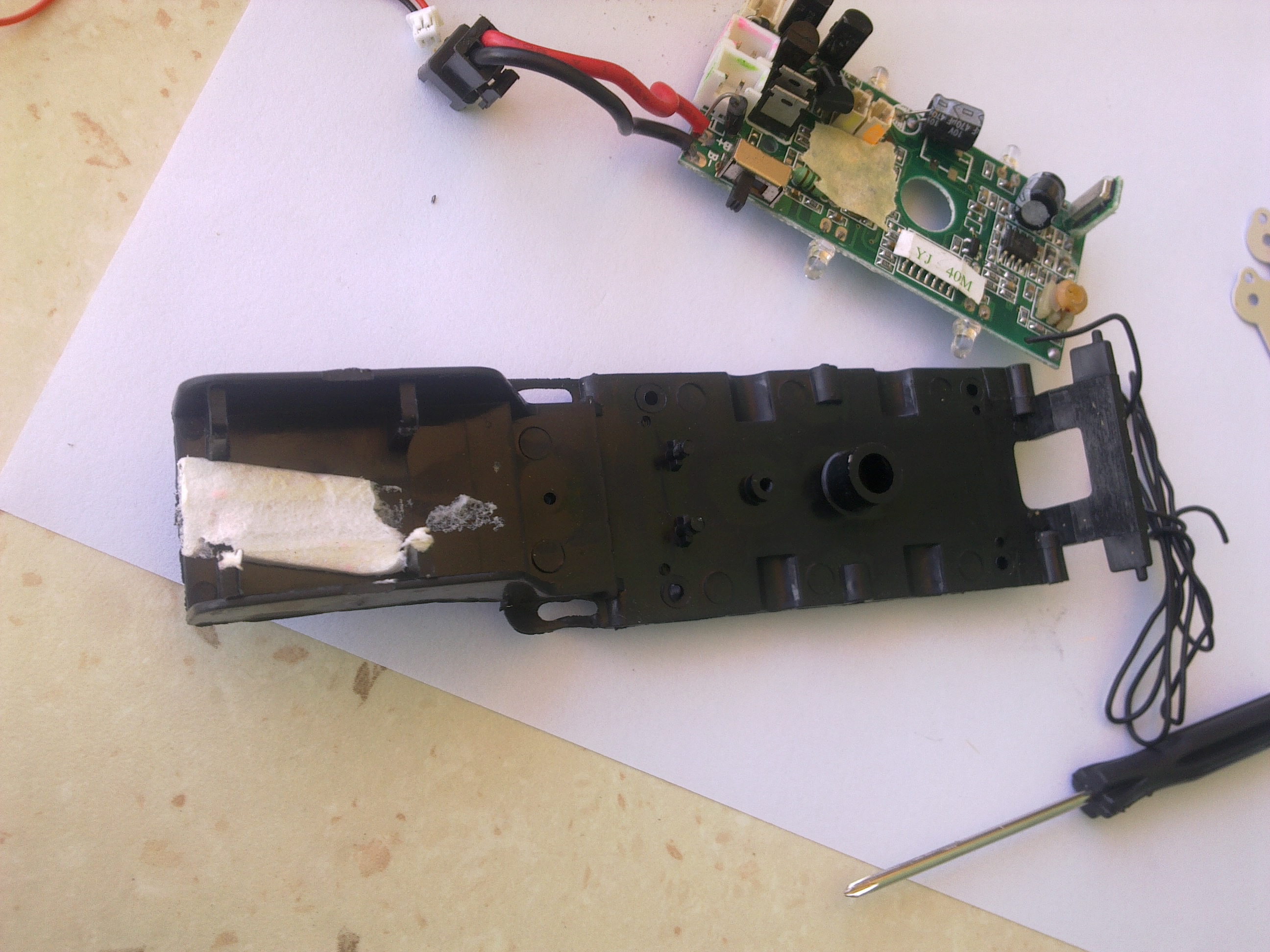 A2004807-遥控直升机