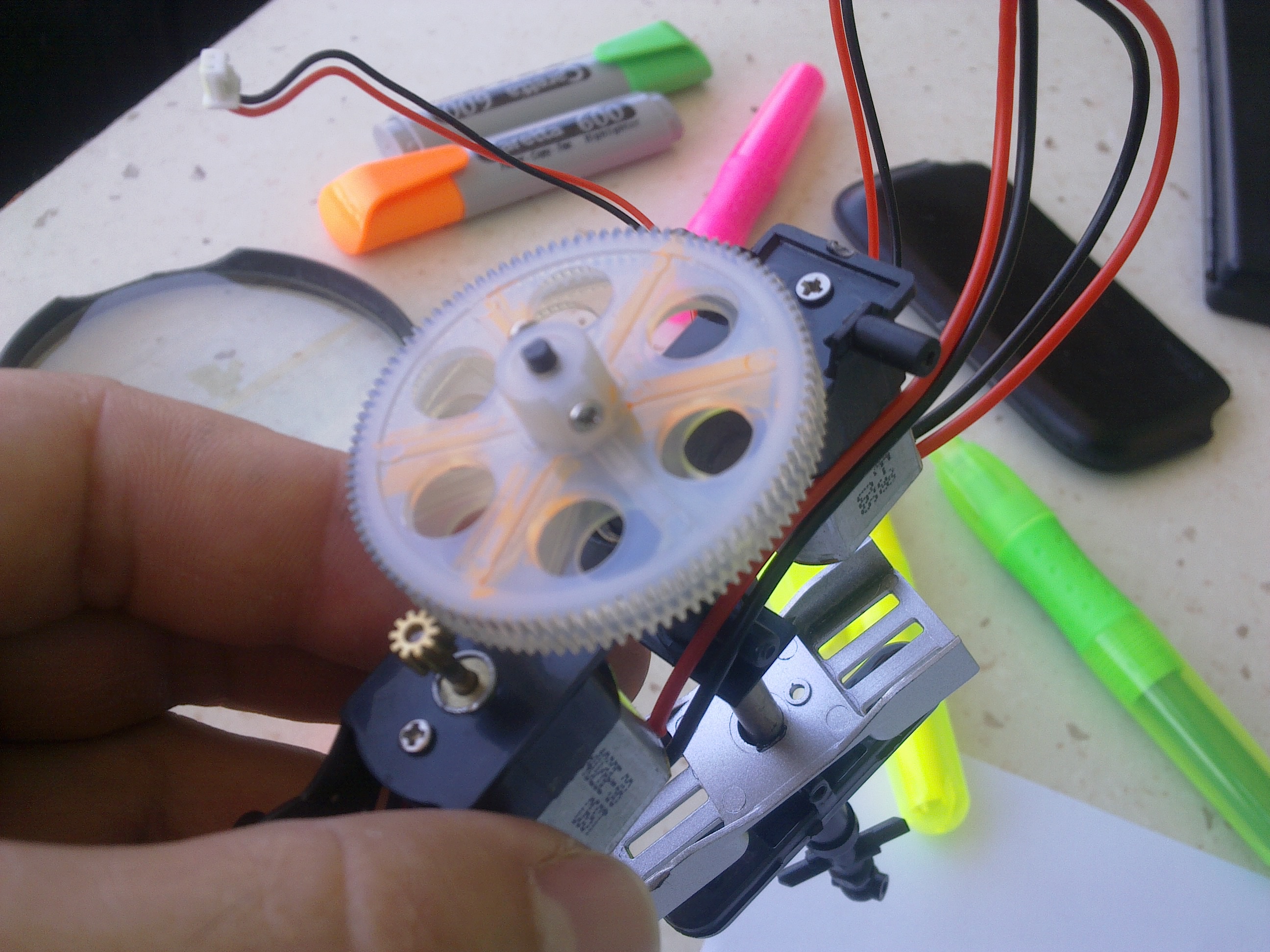 A2004807-遥控直升机