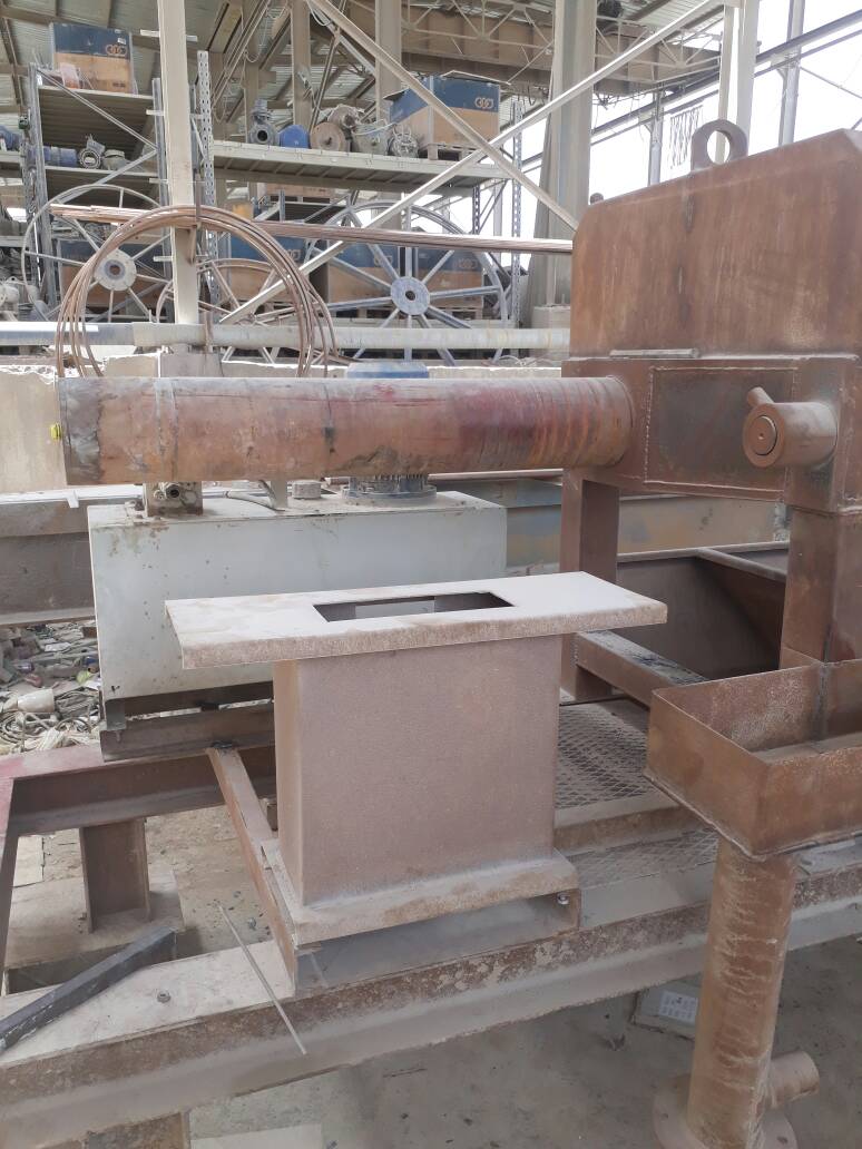 焊接式液压缸-200x130x2046-mm-1.snapshot.1