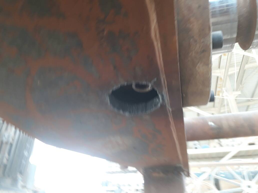 焊接式液压缸-200x130x2046-mm-1.snapshot.1