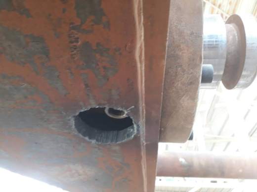 焊接式液压缸-200x130x2046-mm-1.snapshot.1缩略图