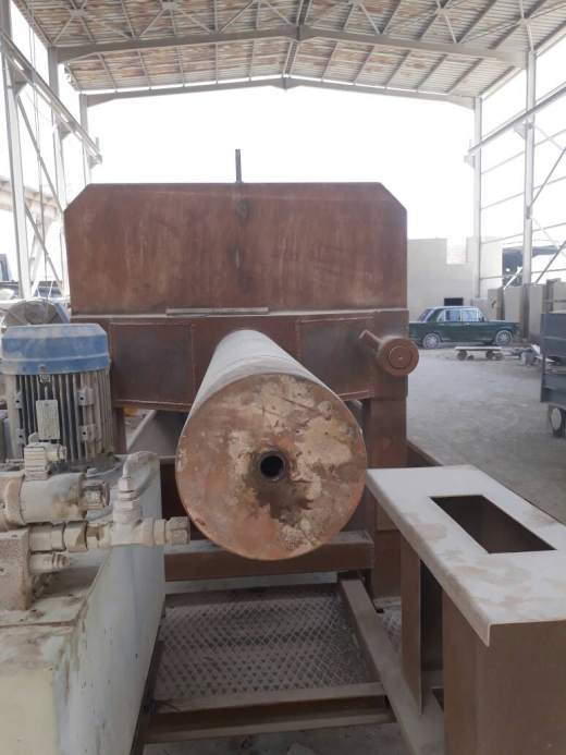 焊接式液压缸-200x130x2046-mm-1.snapshot.1缩略图