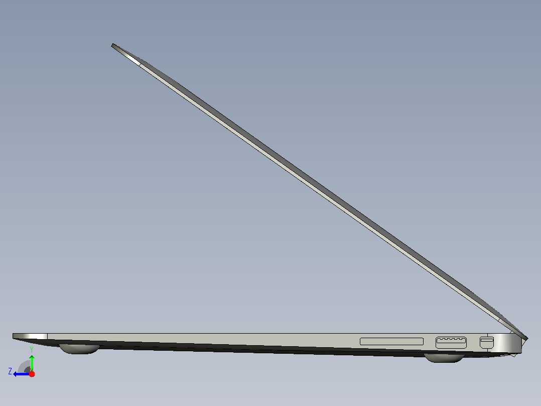 MacBook Air   年初右视图