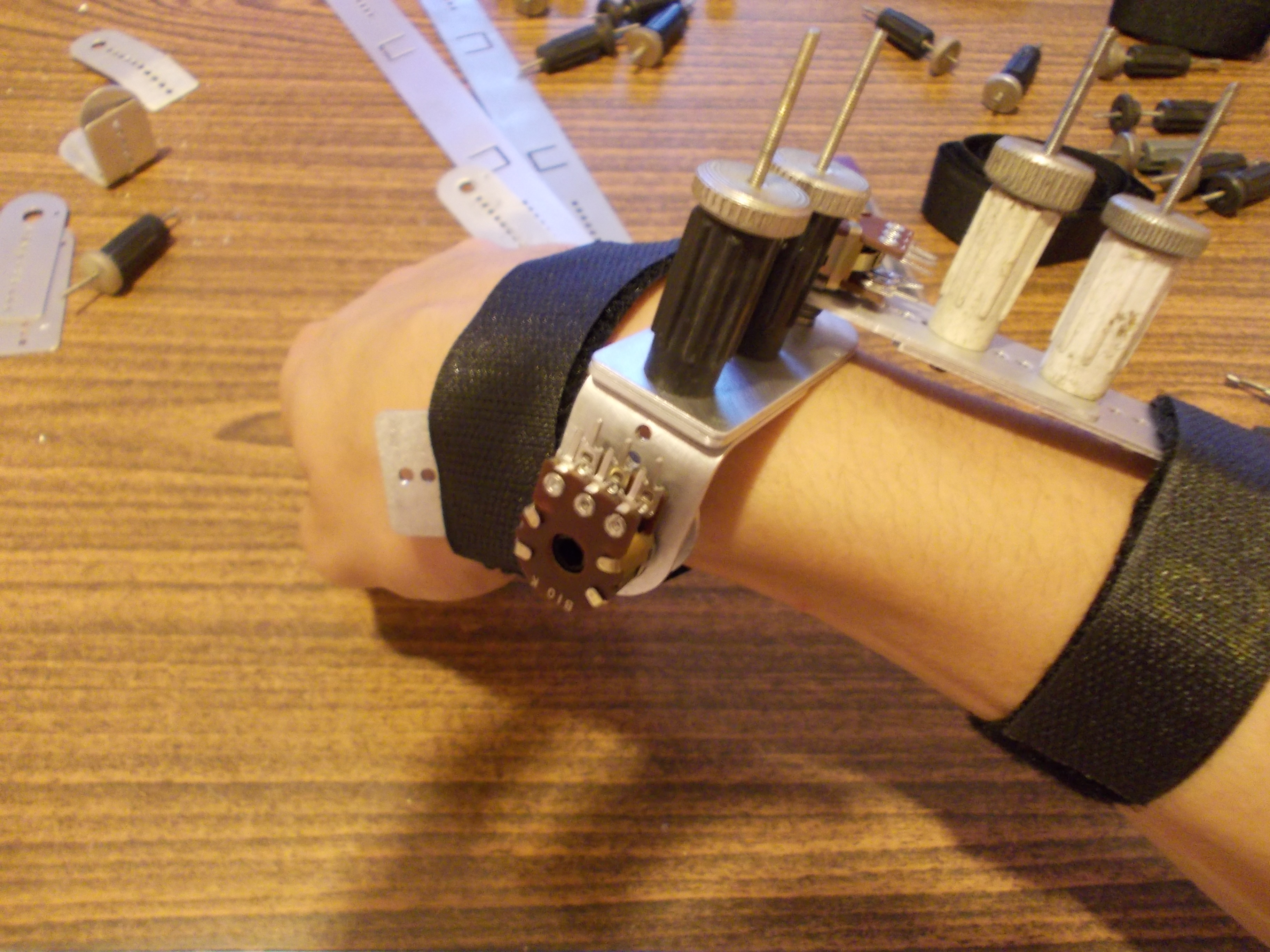 master-slave-anthropomorphic-robot