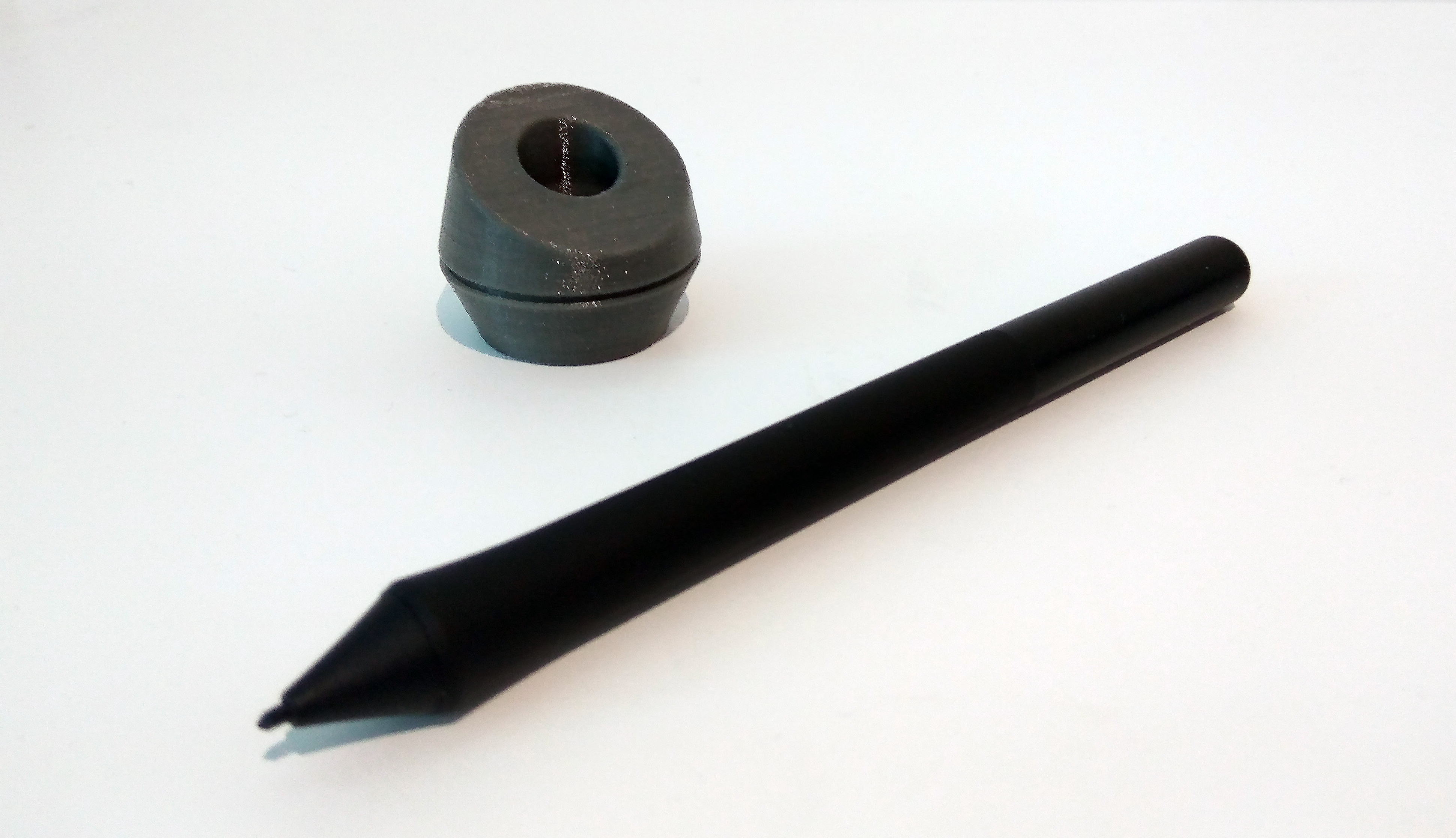 Wacom Intuos M笔杆架