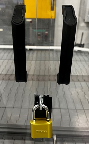 1 三通槽拉手