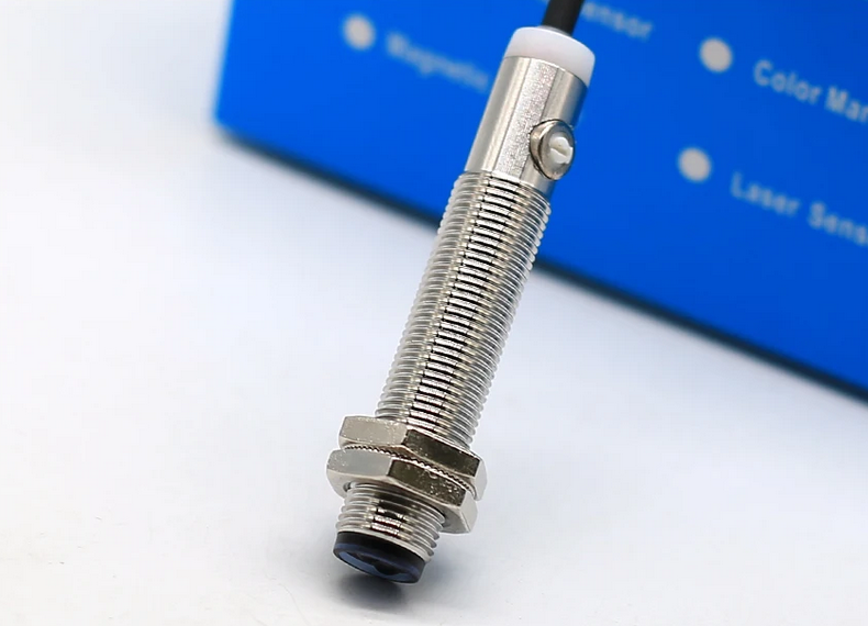 M12 E12-DS20扩散式光电传感器