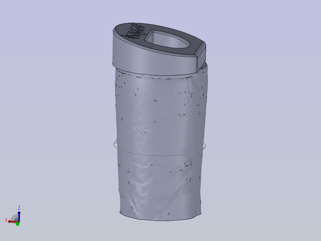 盖子是通过瓶子的3D扫描制作的主视图