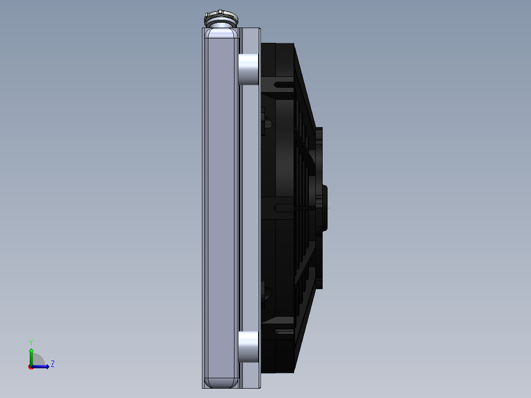 散热器(13)左视图