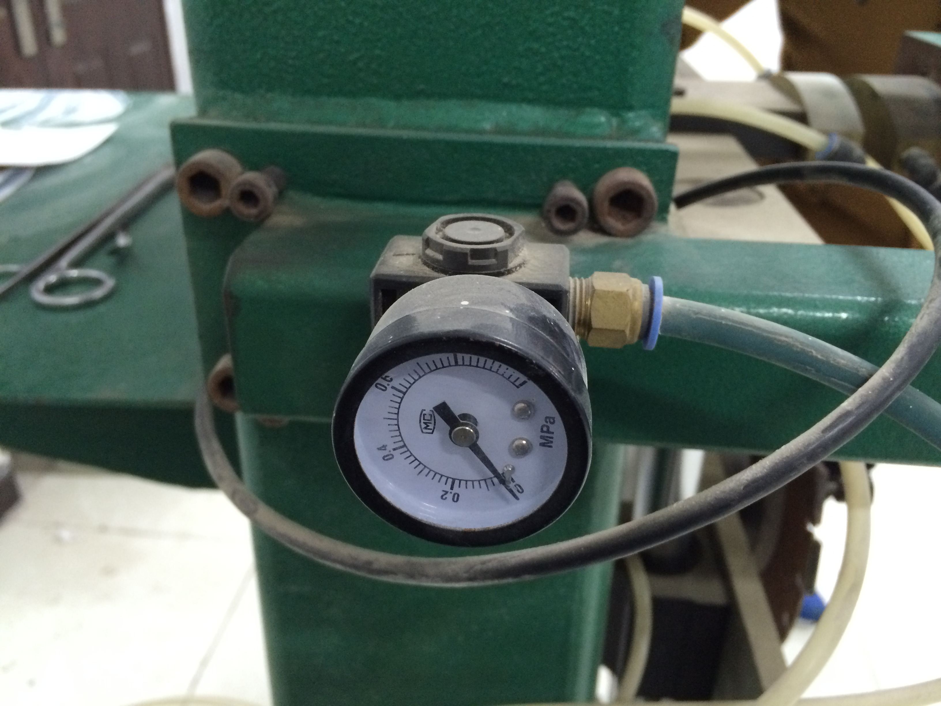 高频焊机设计（含全部文档，word、3D和2D，SW格式