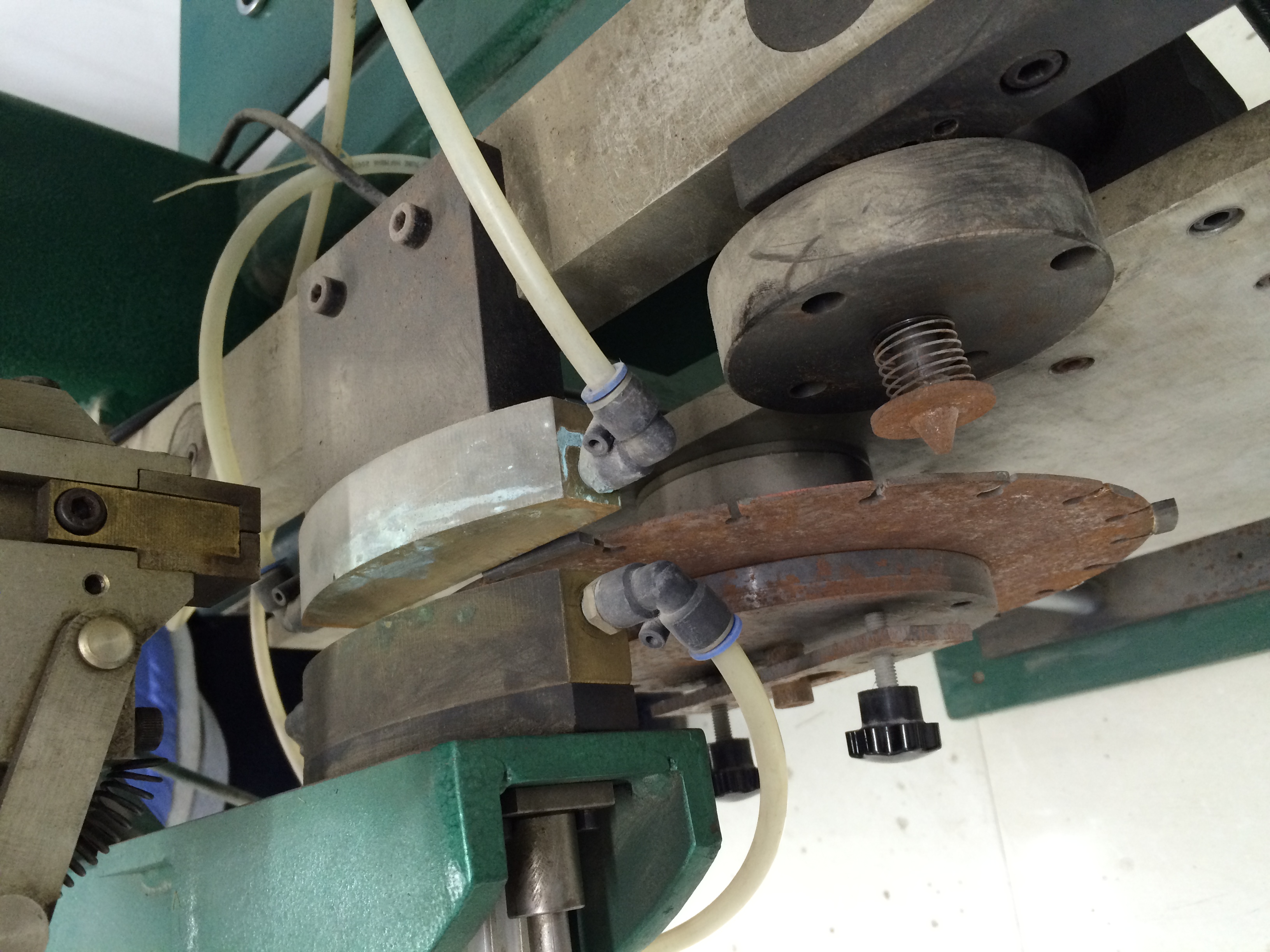 高频焊机设计（含全部文档，word、3D和2D，SW格式