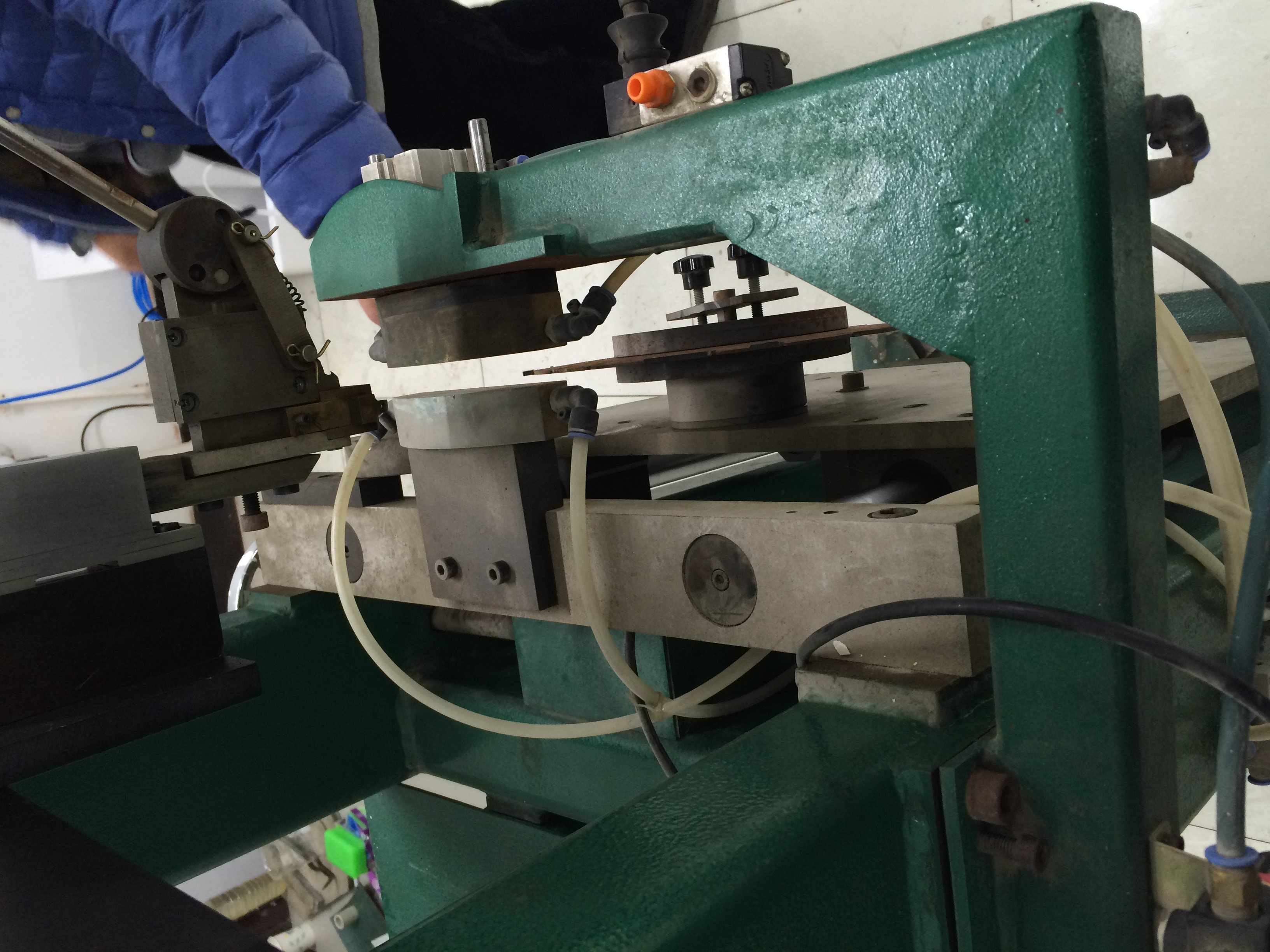 高频焊机设计（含全部文档，word、3D和2D，SW格式