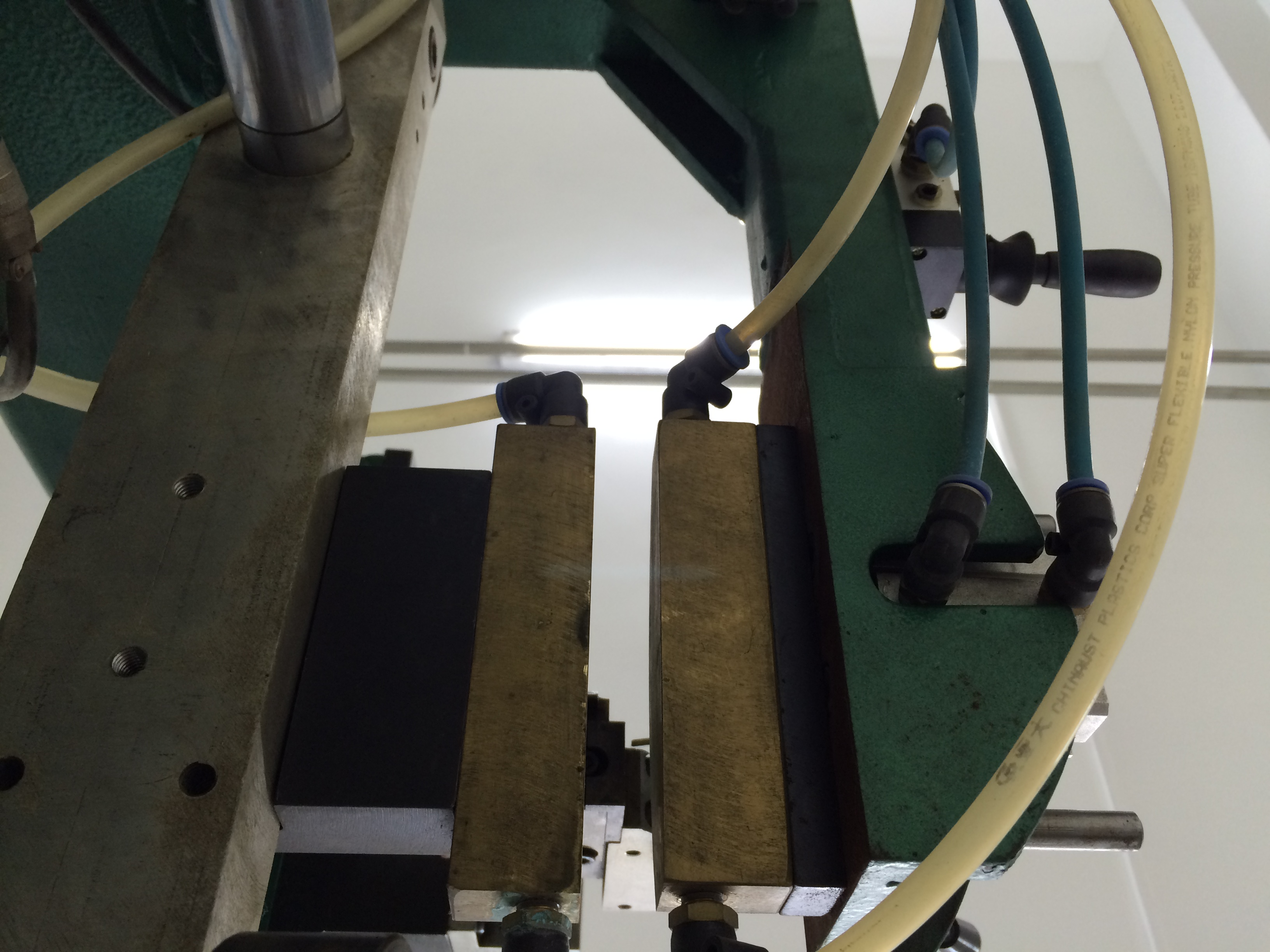 高频焊机设计（含全部文档，word、3D和2D，SW格式