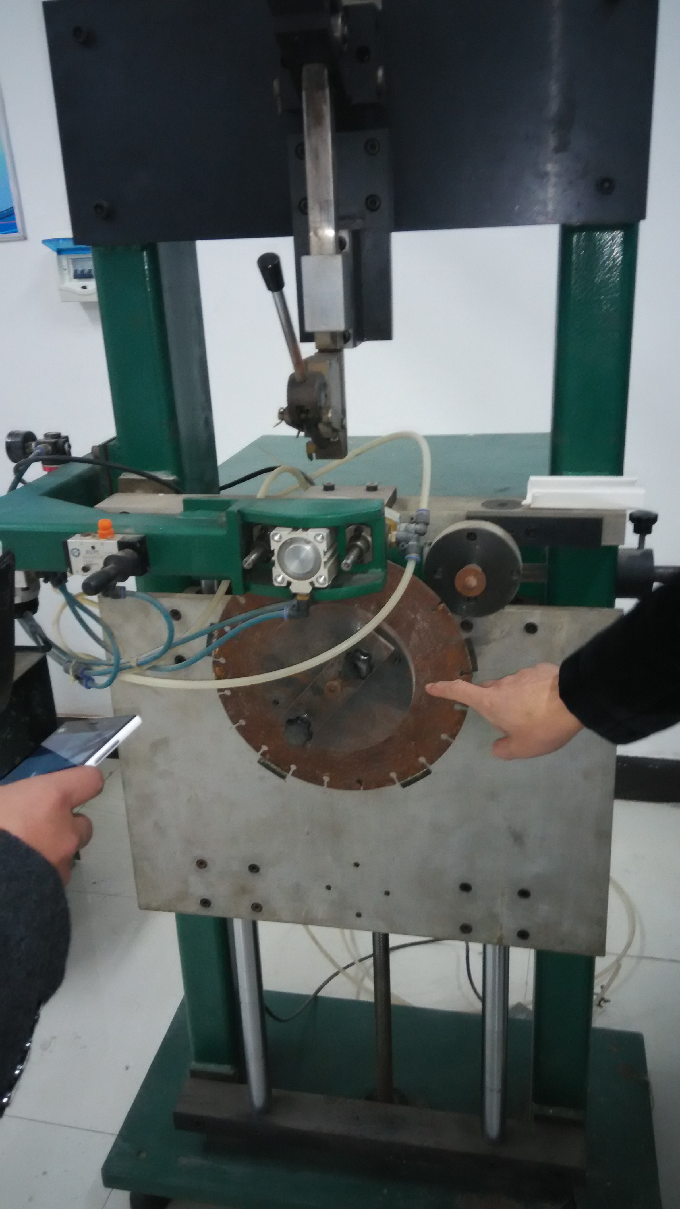 高频焊机设计（含全部文档，word、3D和2D，SW格式