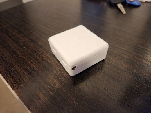 带盖的microSD卡托架-15缩略图