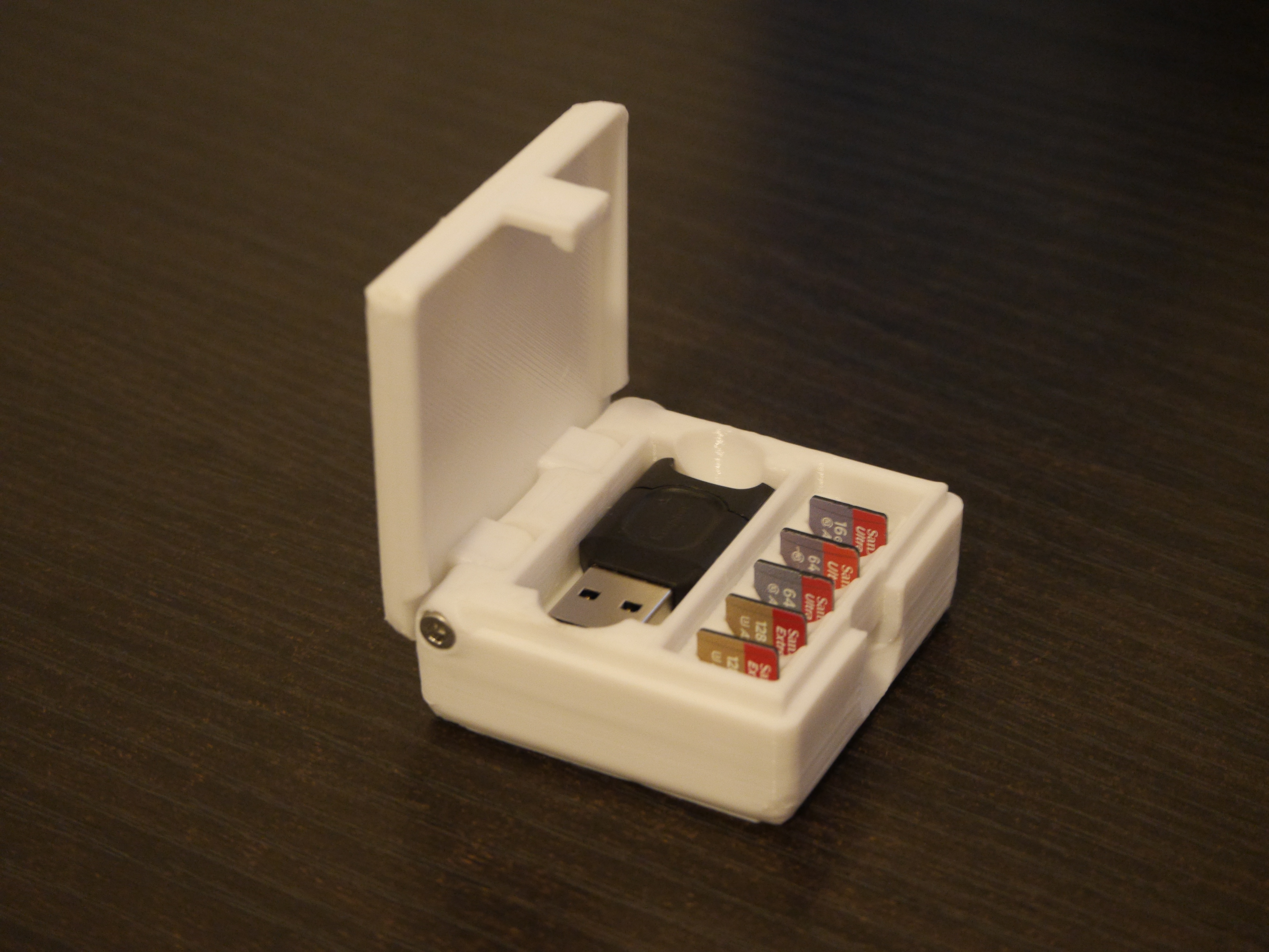 带盖的microSD卡托架-15