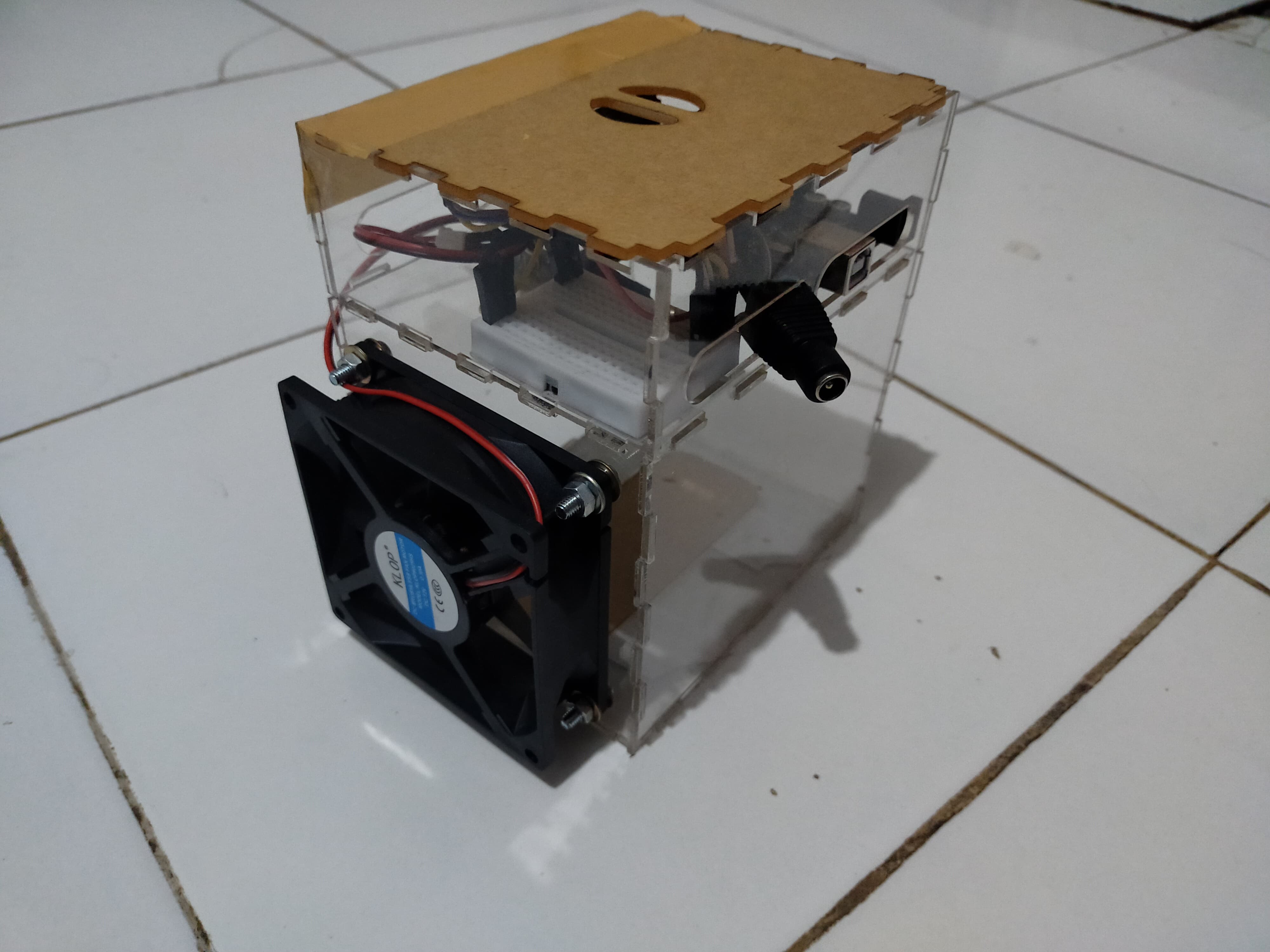 带自动排风的吸烟结构3D数模图纸 Solidworks设计