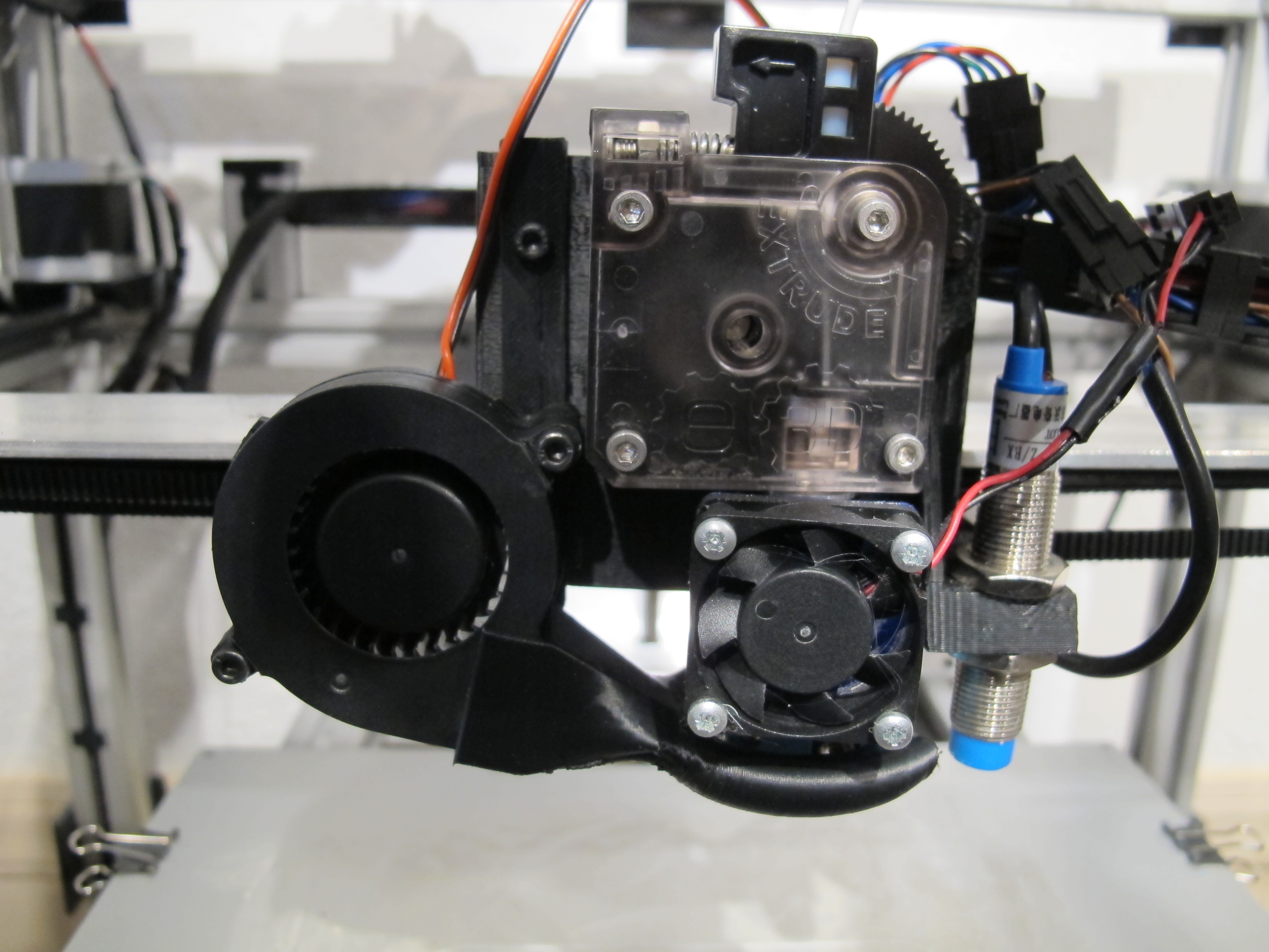 THK直线导轨用E3D泰坦挤压机组件-冷却风扇-自动调平的集成式接近传感
